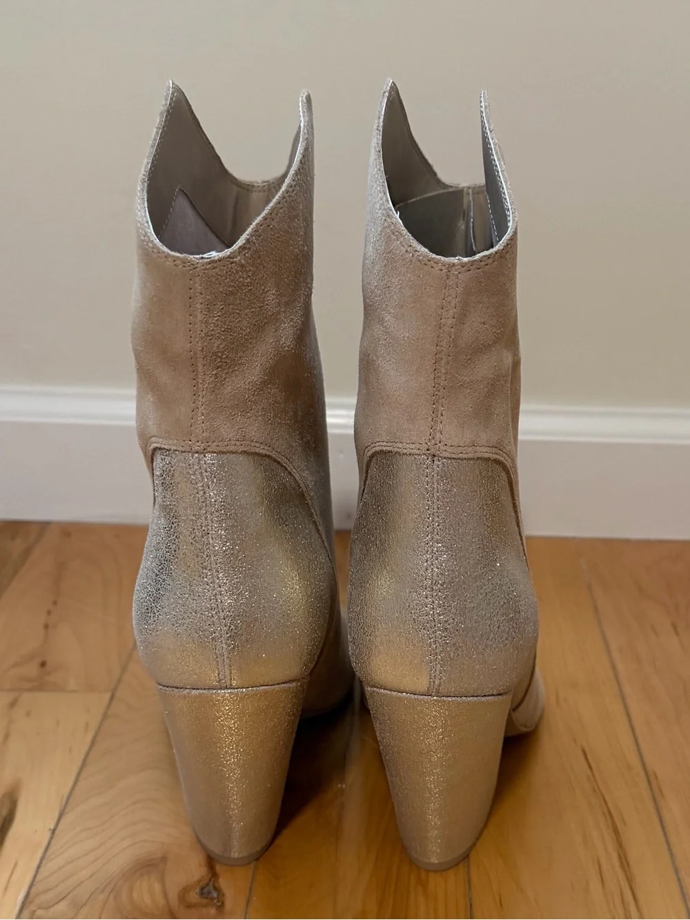 Dolce Vita Nestly Suede Pointed Toe Booties Size 9